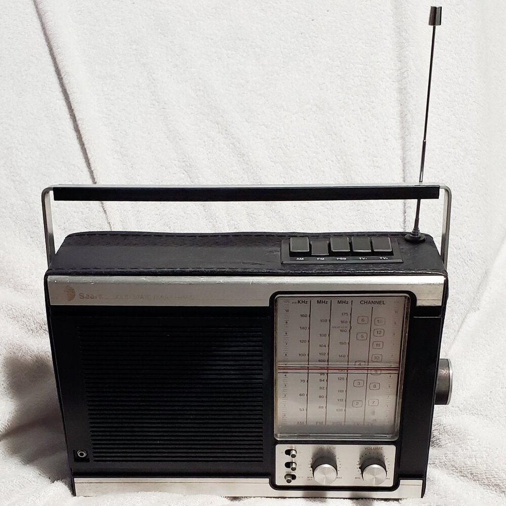 VINTAGE "Sears Solid State" Multi Band- Model# 800.24270 800 (AM-FM-TV1-TV2-PSB)